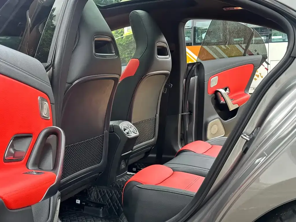 Mercedes-Benz CLA AMG — фото 4