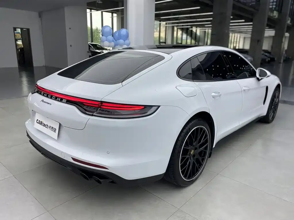 Porsche Panamera — фото 9