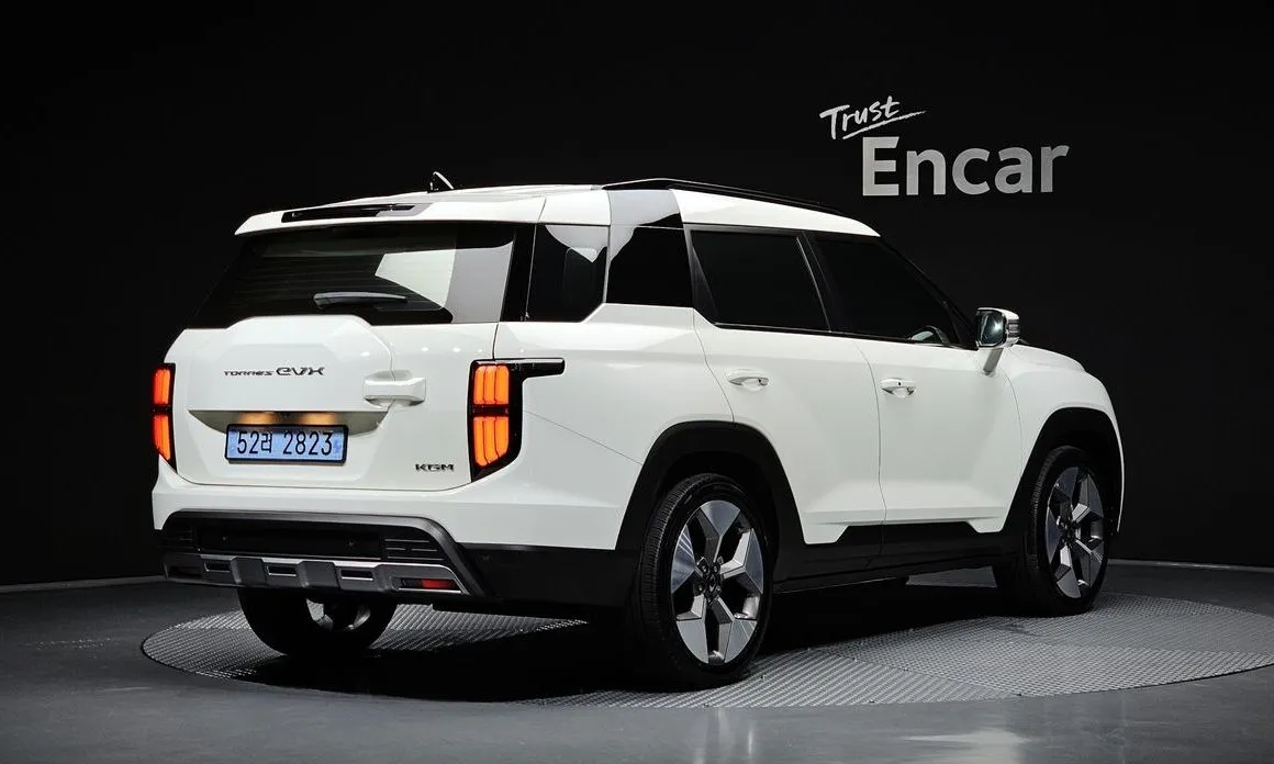 KG Mobility (Ssangyong) Torres — фото 4