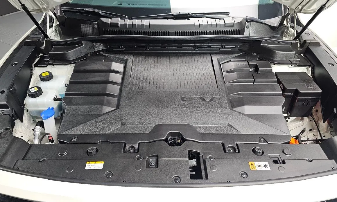 KG Mobility (Ssangyong) Torres — фото 9