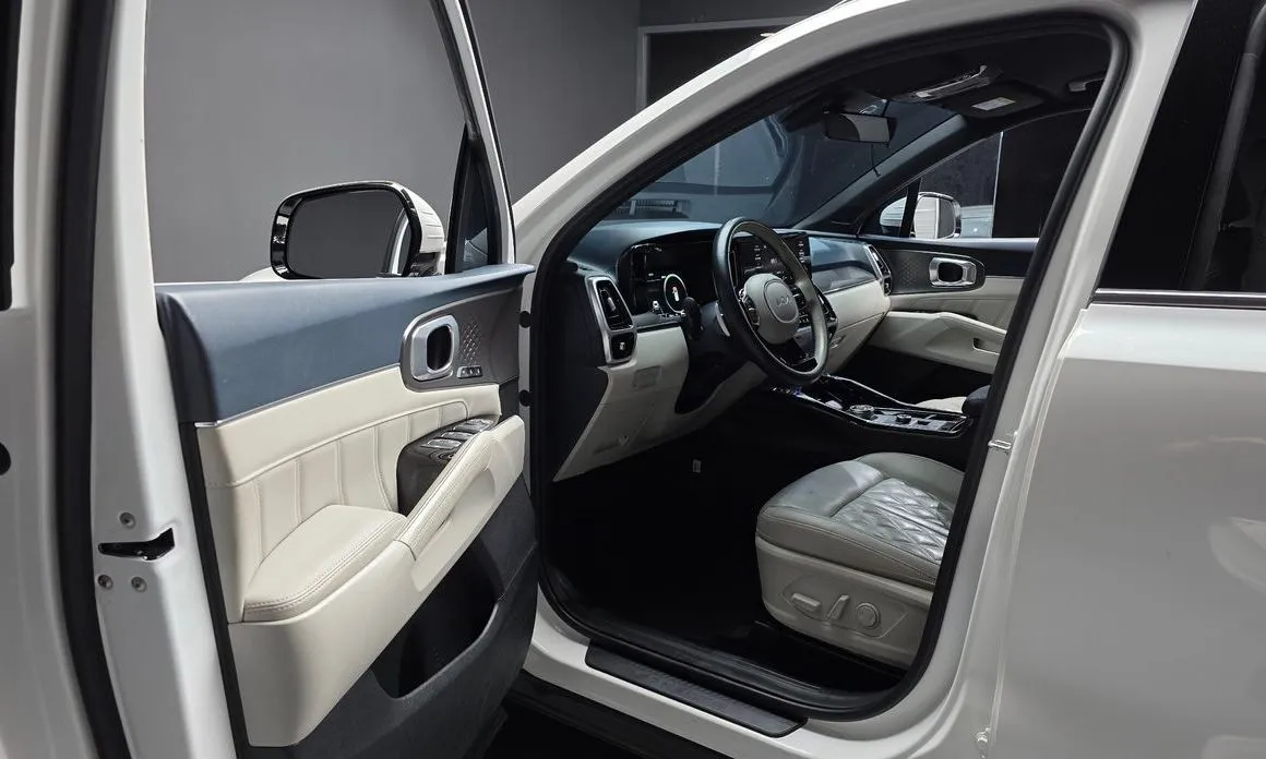 Kia Sorento — фото 10