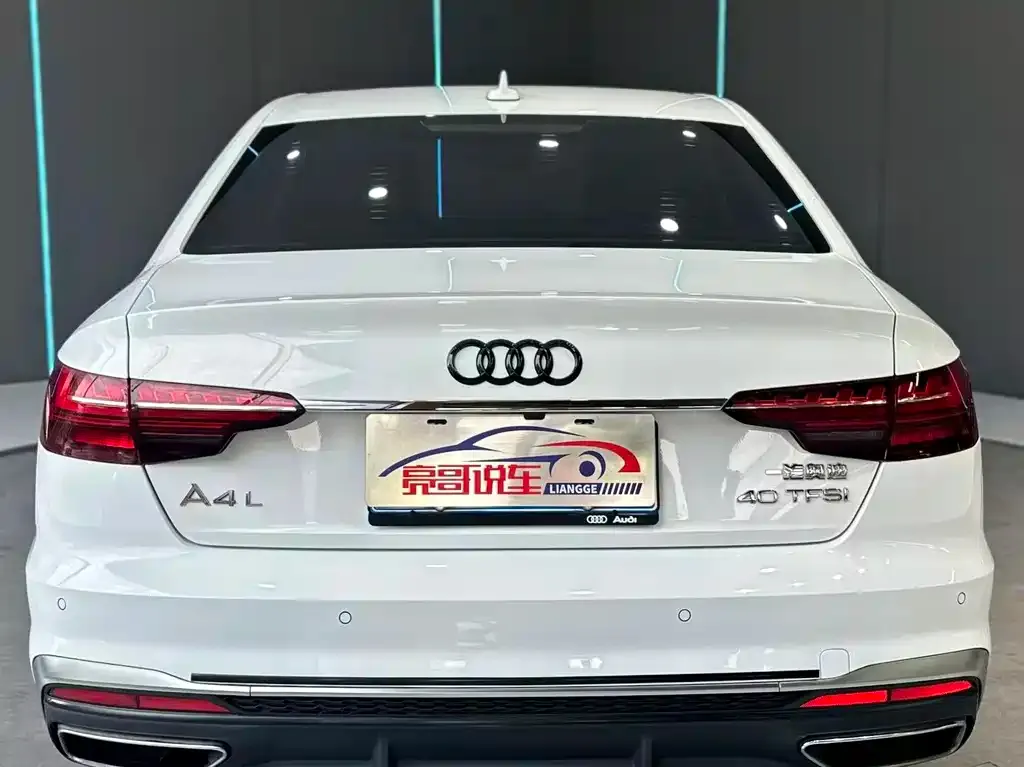 Audi A4L — фото 2