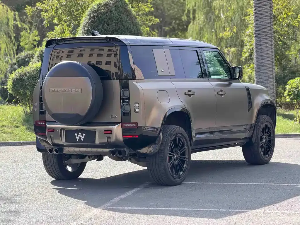 Land Rover Defender — фото 8
