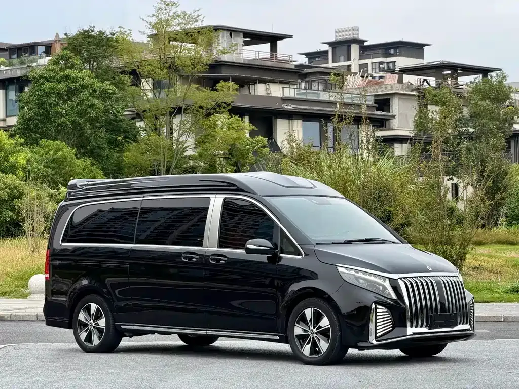 Mercedes-Benz V-Class — фото 10