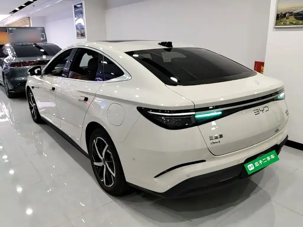 BYD Seal 07 DM-i — фото 7
