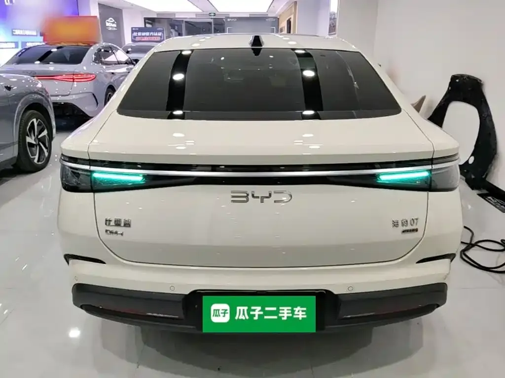 BYD Seal 07 DM-i — фото 4