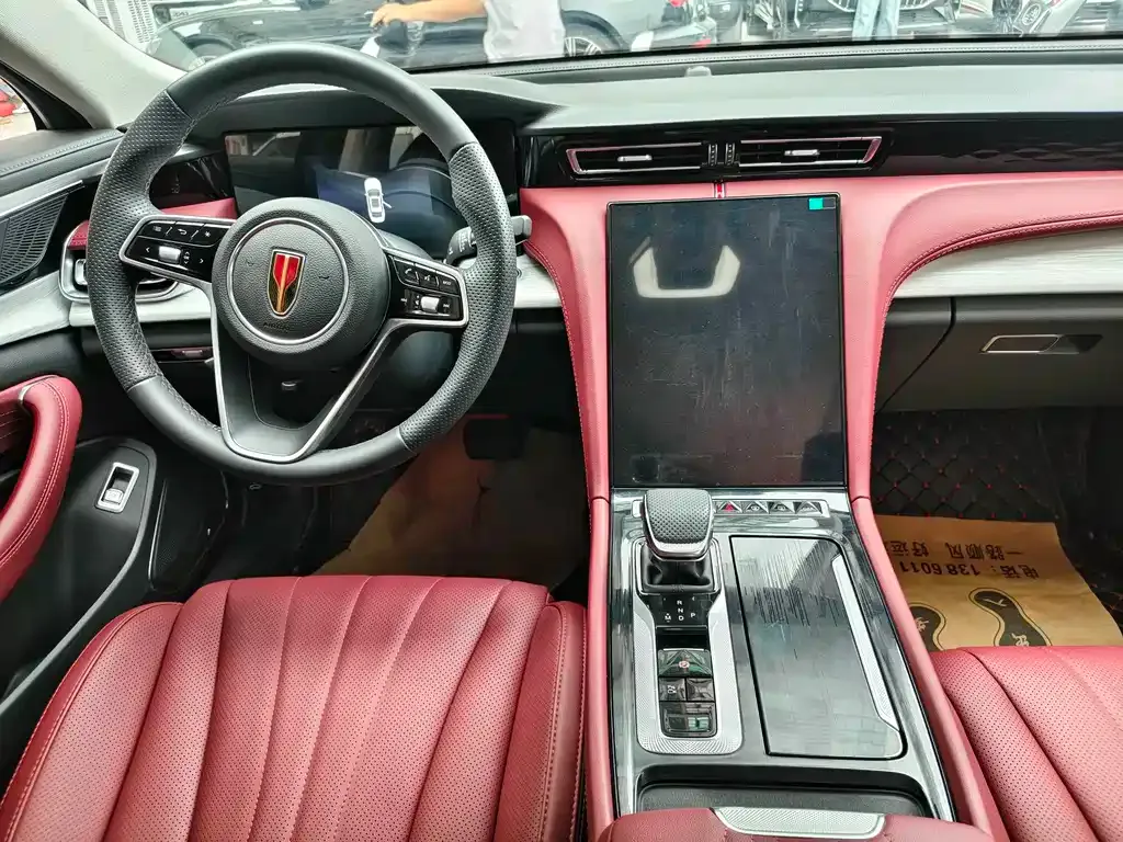 Hongqi H5 — фото 4