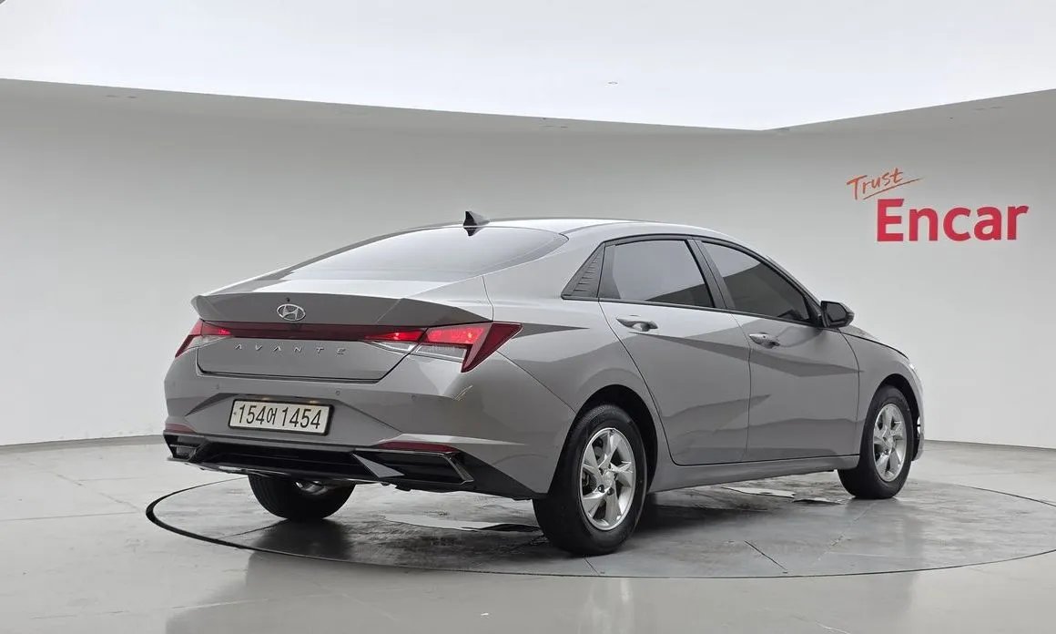 Hyundai AVANTE — фото 5