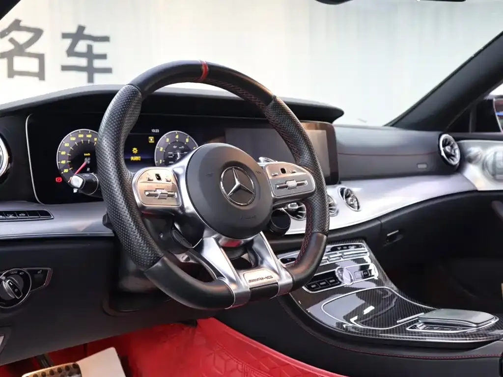 Mercedes-Benz E-Class AMG — фото 6