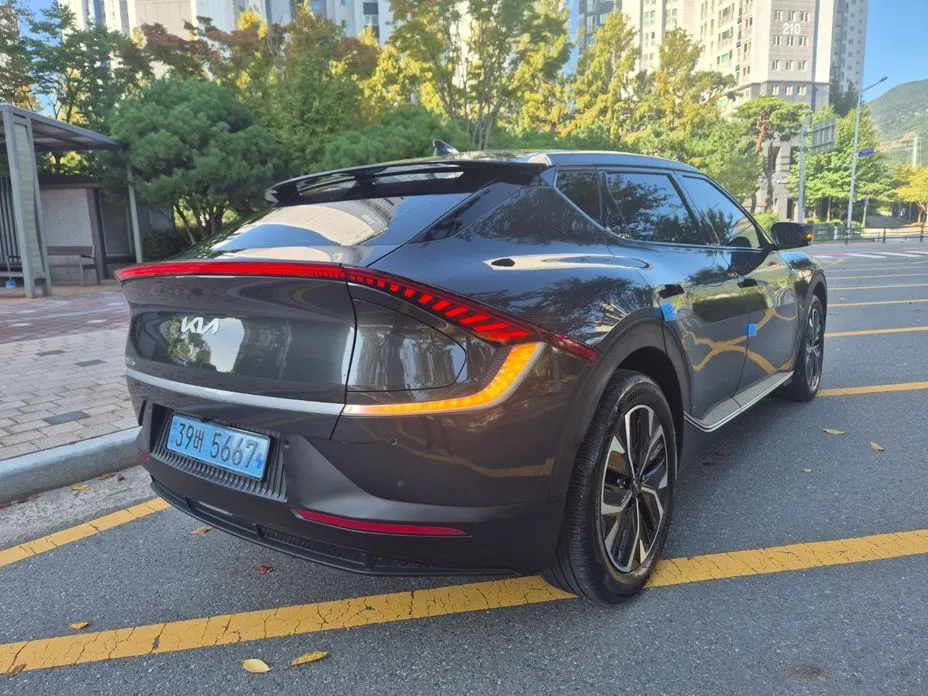 Kia EV6 — фото 6