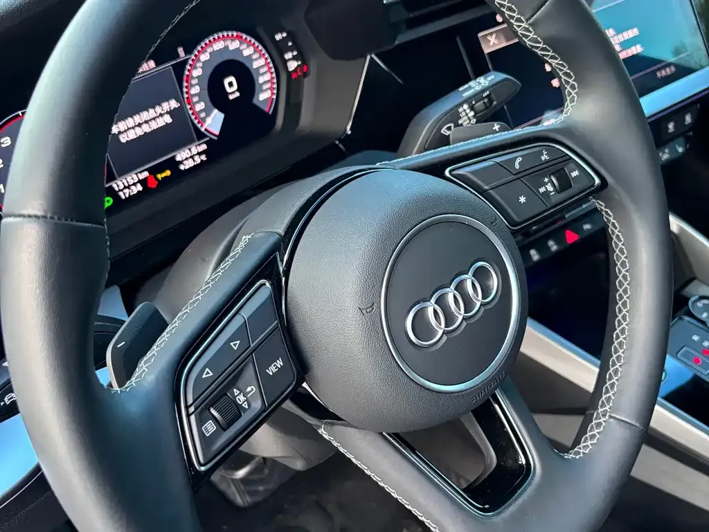 Audi A3 — фото 7