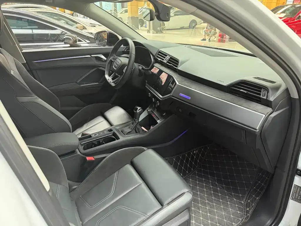 Audi Q3 Sportback — фото 4