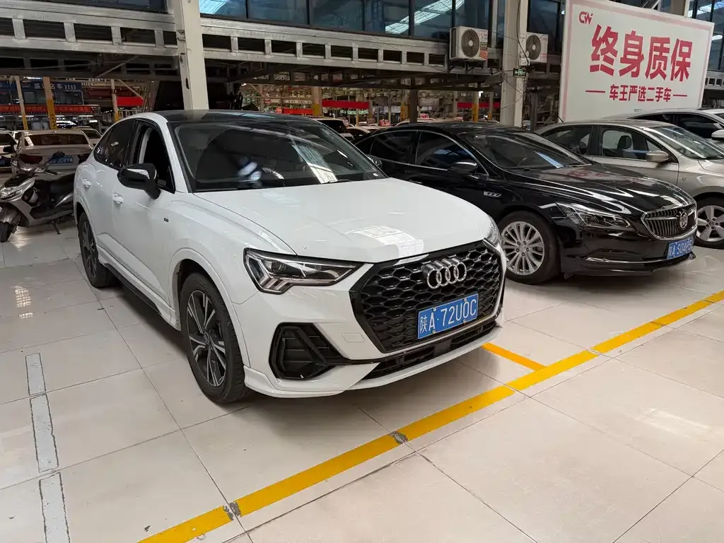 Audi Q3 Sportback — фото 7