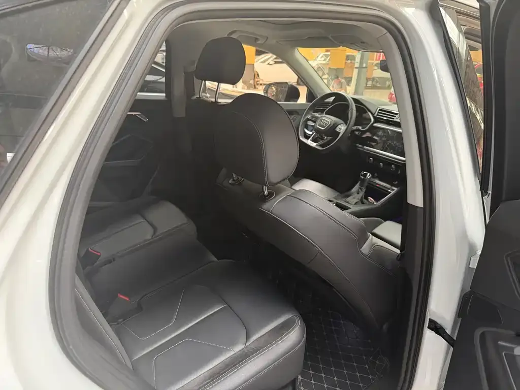 Audi Q3 Sportback — фото 3