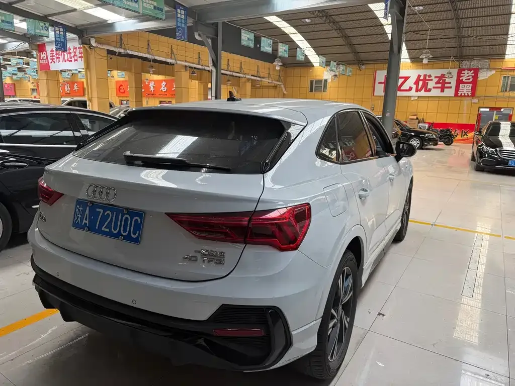 Audi Q3 Sportback — фото 6