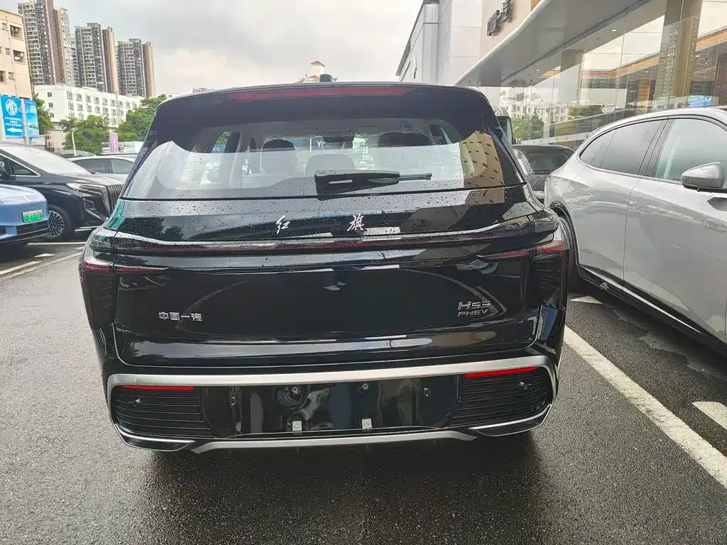 Hongqi HS3 PHEV — фото 3