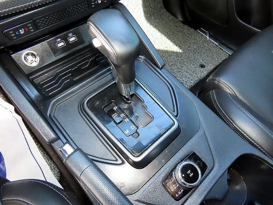 KG Mobility (Ssangyong) Rexton — фото 10