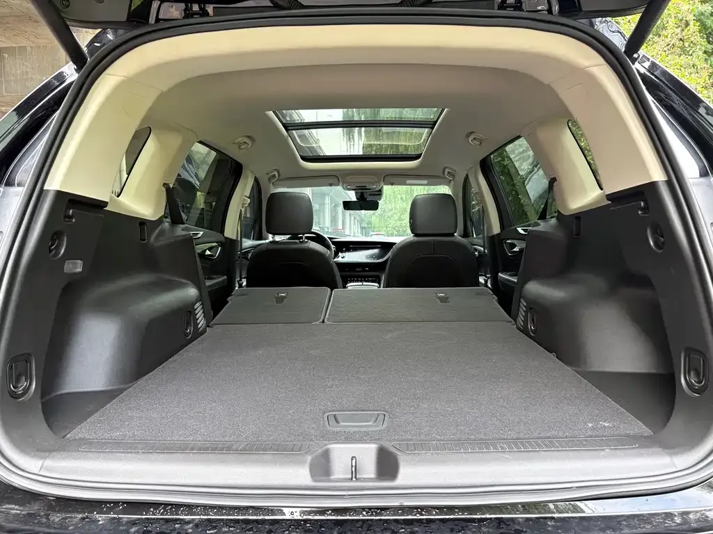Buick Envision Plus — фото 8