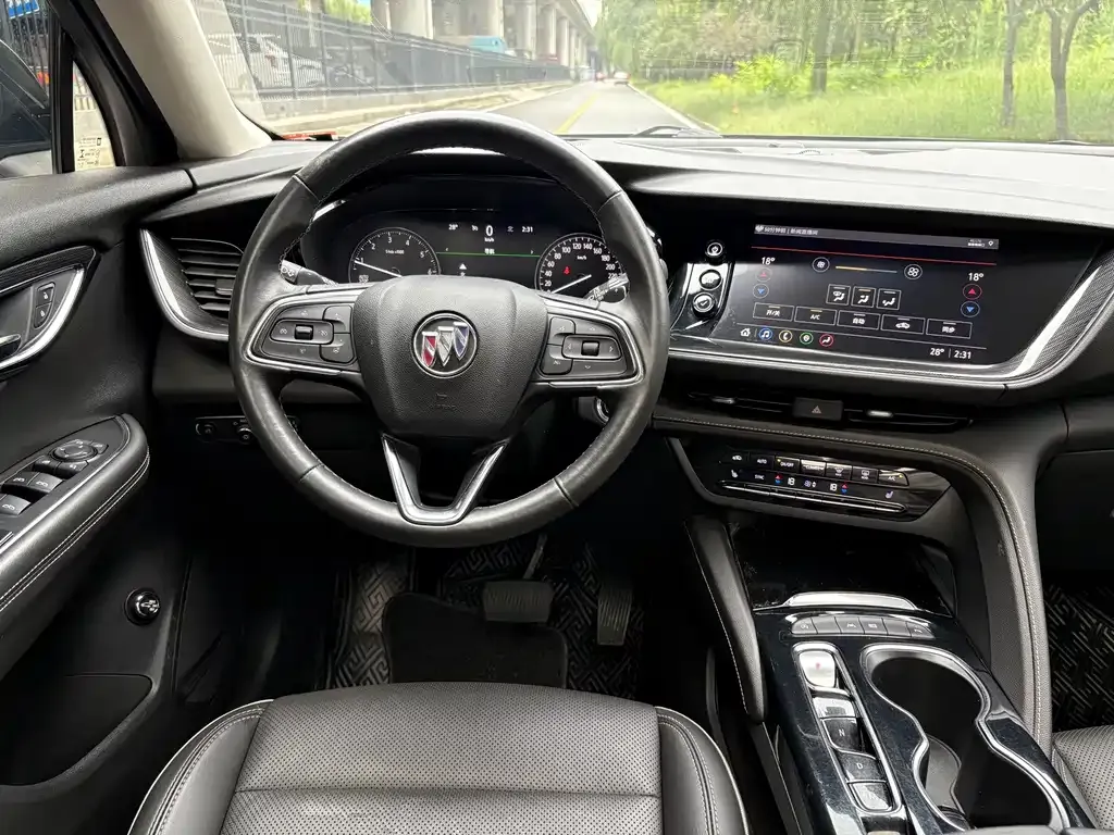 Buick Envision Plus — фото 10
