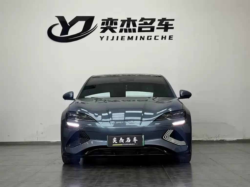 BYD Seal — фото 2