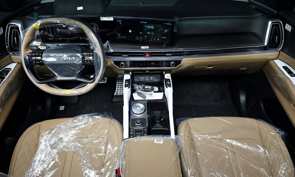 Kia Sorento — фото 10