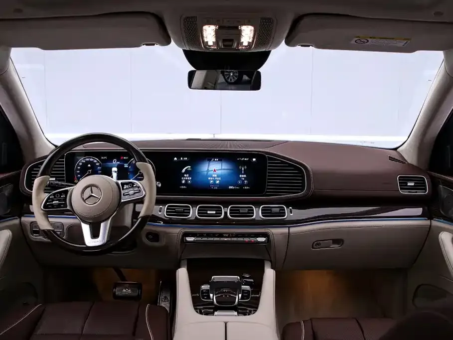 Mercedes-Benz GLS — фото 4