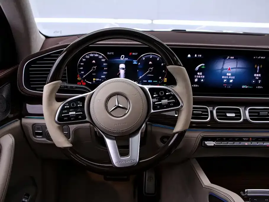 Mercedes-Benz GLS — фото 7