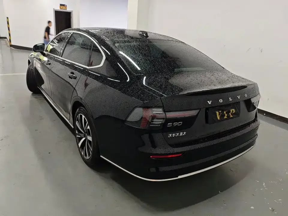 Volvo S90 — фото 5