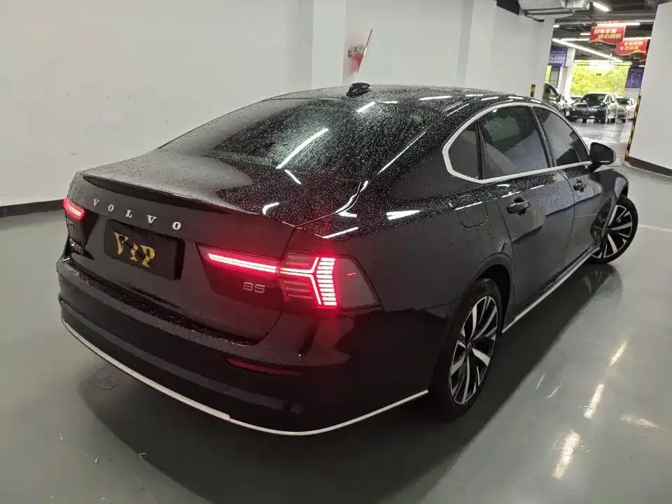 Volvo S90 — фото 3
