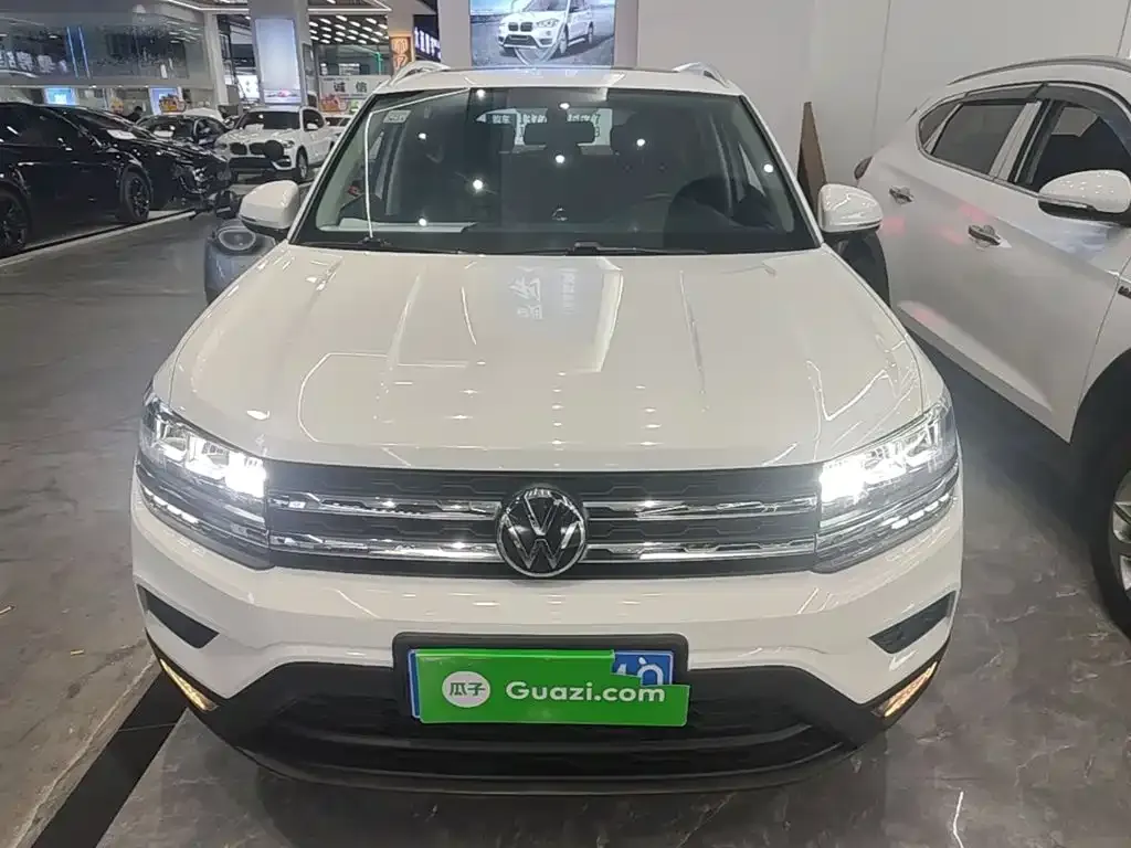 Volkswagen Tharu — фото 4