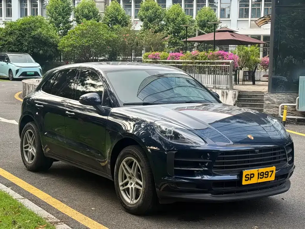 Porsche Macan — фото 10