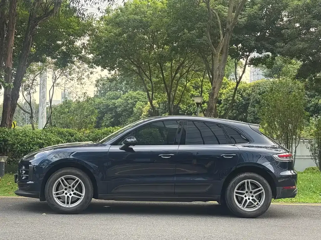 Porsche Macan — фото 9