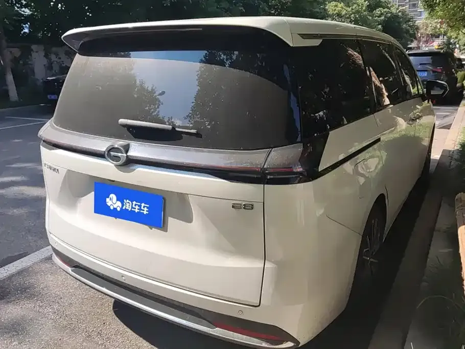 GAC Motor Trumpchi E8 — фото 10