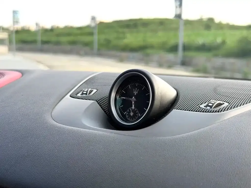 Maserati Levante — фото 8
