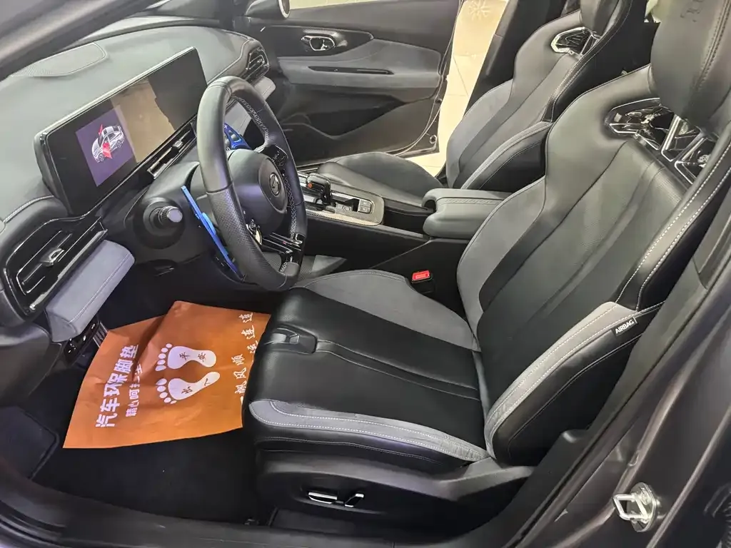 GAC Motor Shadow Leopard — фото 10