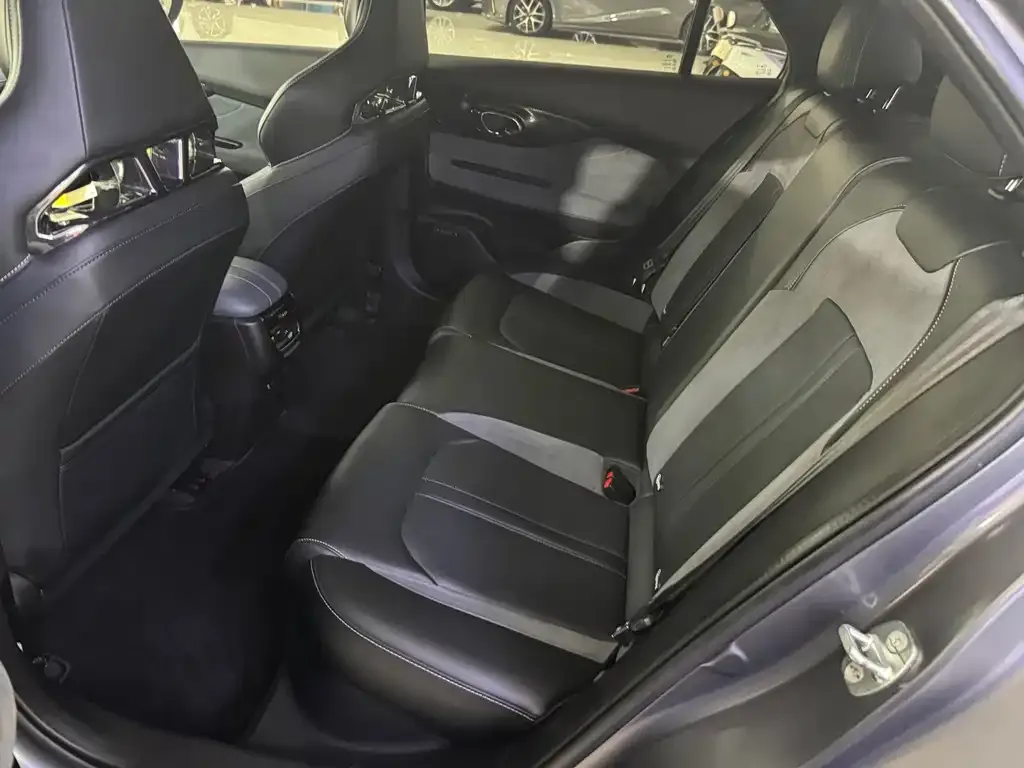 GAC Motor Shadow Leopard — фото 5