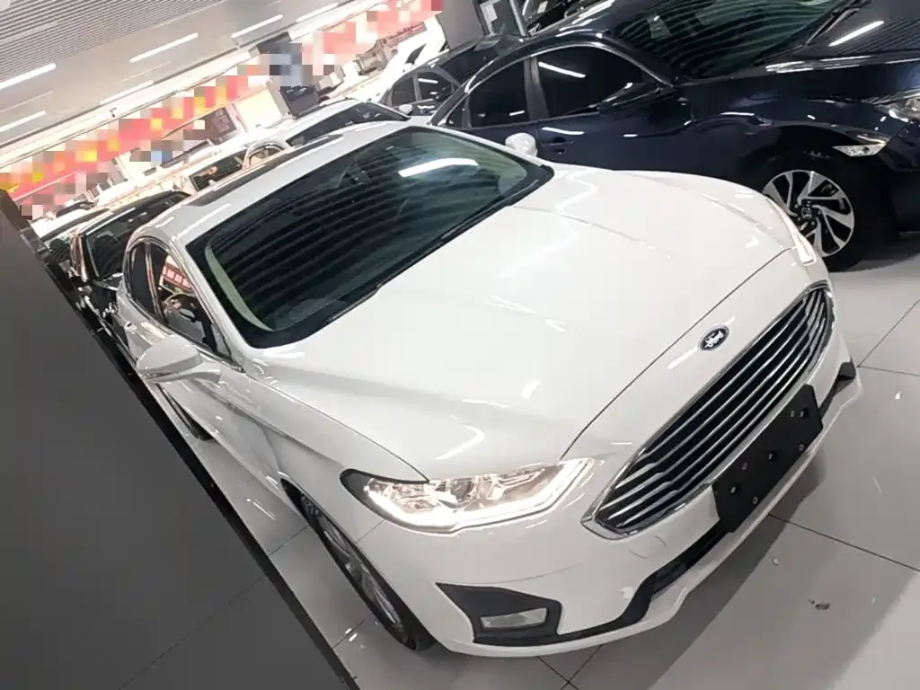 Ford Mondeo — фото 8