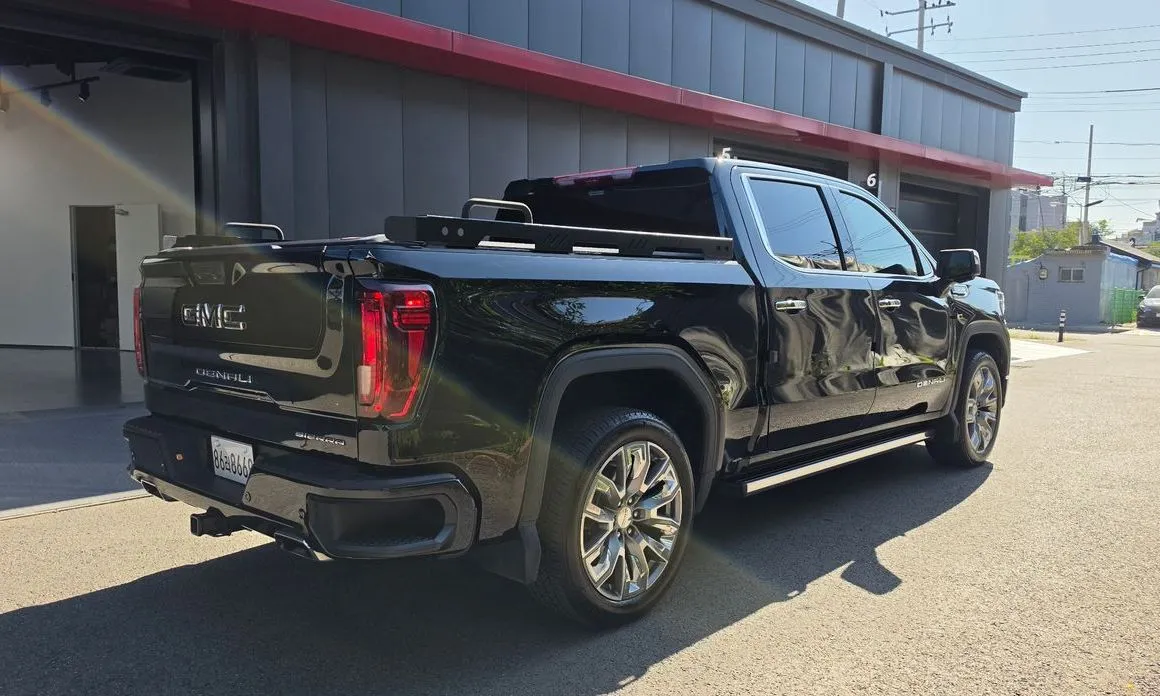 GMC Sierra — фото 7