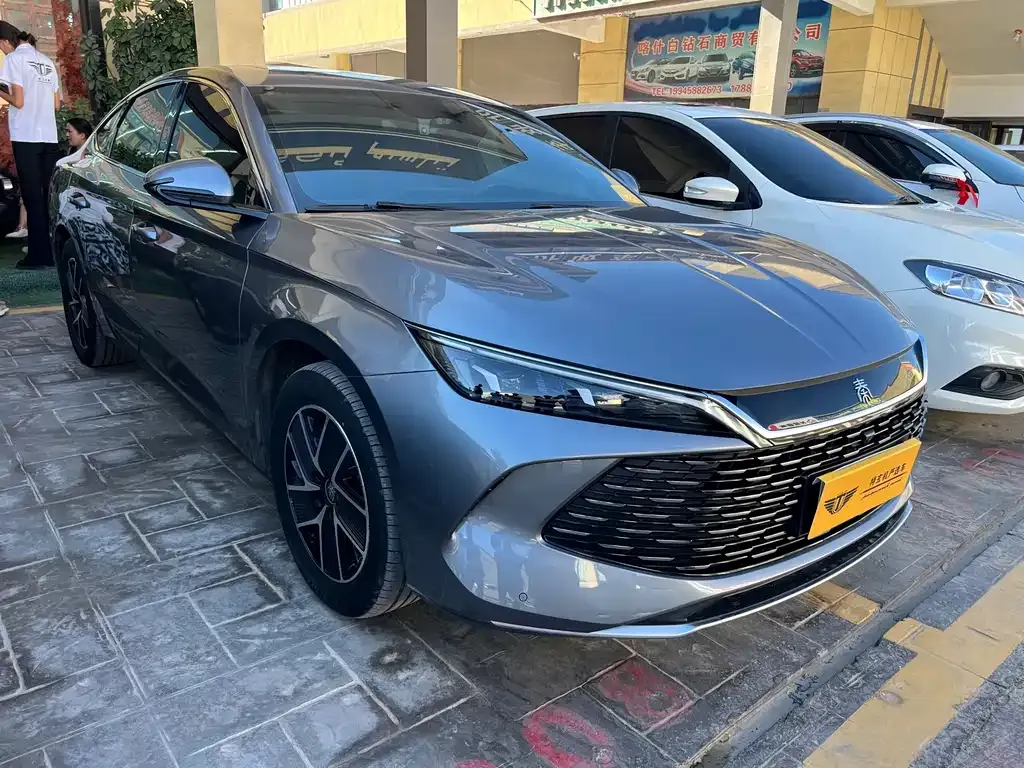 BYD Qin L — фото 9