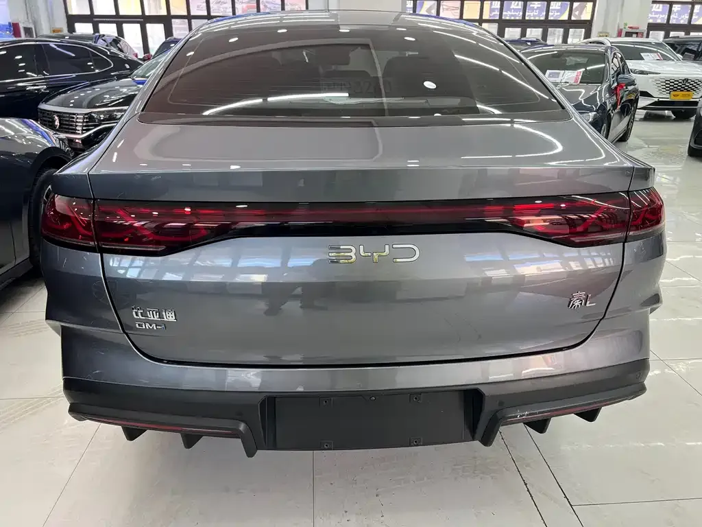 BYD Qin L — фото 6