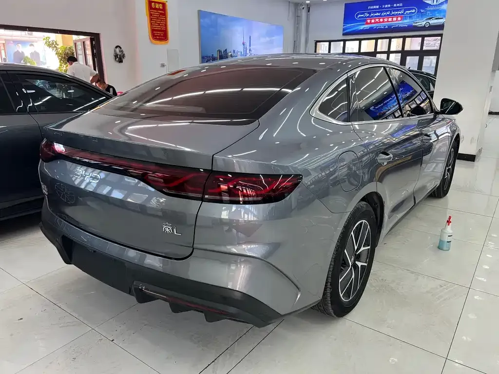 BYD Qin L — фото 7
