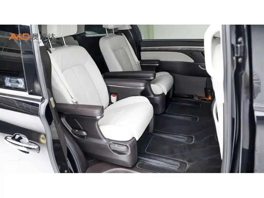 GAC Motor Trumpchi M8 — фото 3