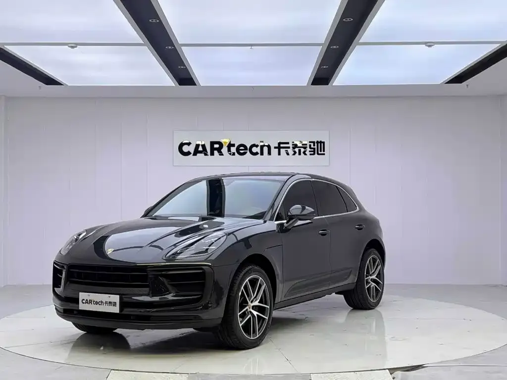 Porsche Macan — фото 1