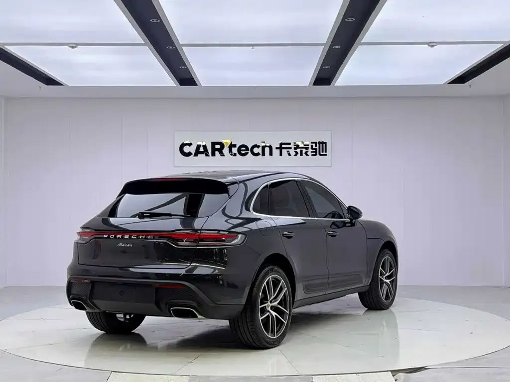 Porsche Macan — фото 10