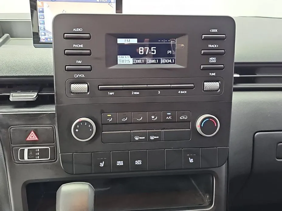 Hyundai Staria — фото 3