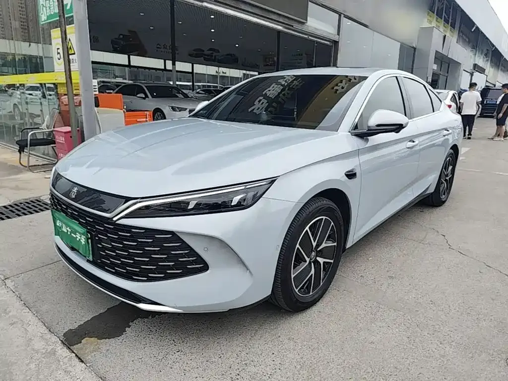 BYD Qin L — фото 5