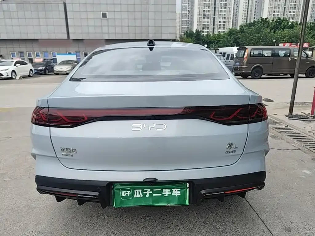 BYD Qin L — фото 10