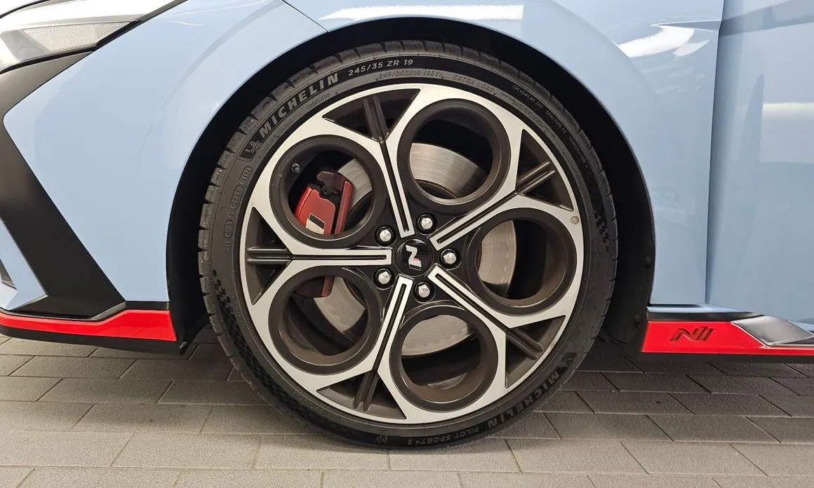 Hyundai AVANTE — фото 10