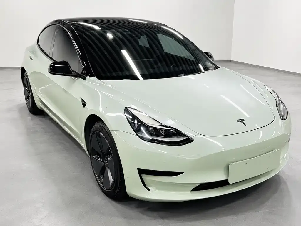 Tesla Model 3 — фото 5