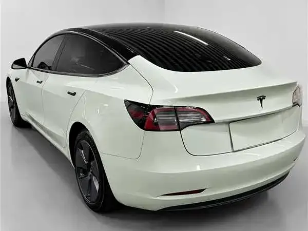 Tesla Model 3 — фото 2